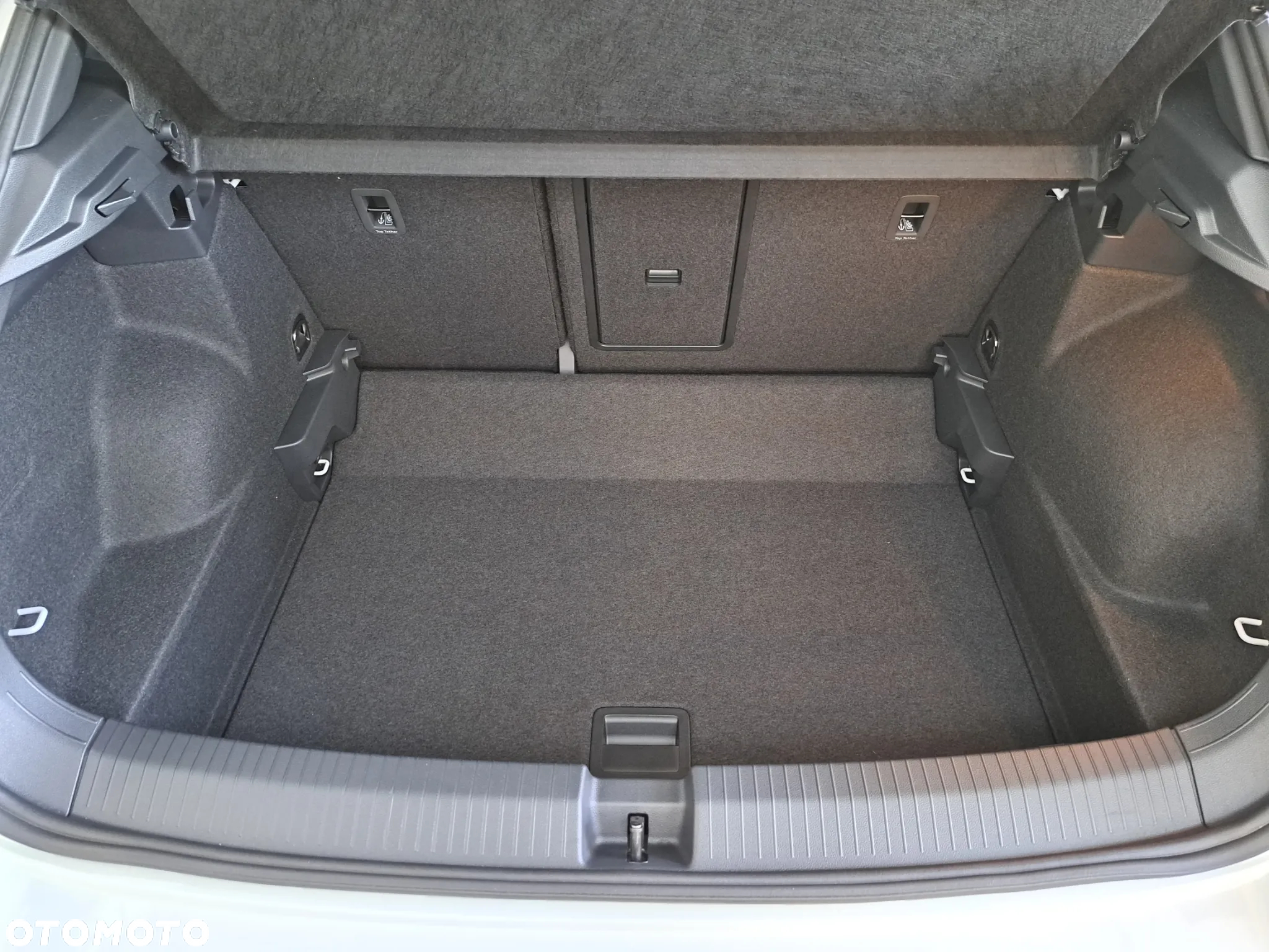 Volkswagen T-Roc 1.5 TSI R-Line Plus DSG - 13