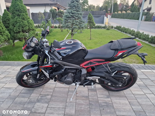 Triumph Street Triple