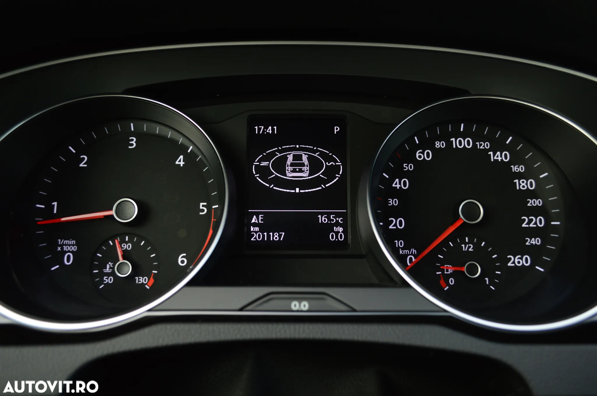 Volkswagen Passat Variant 2.0 TDI DSG Comfortline - 33