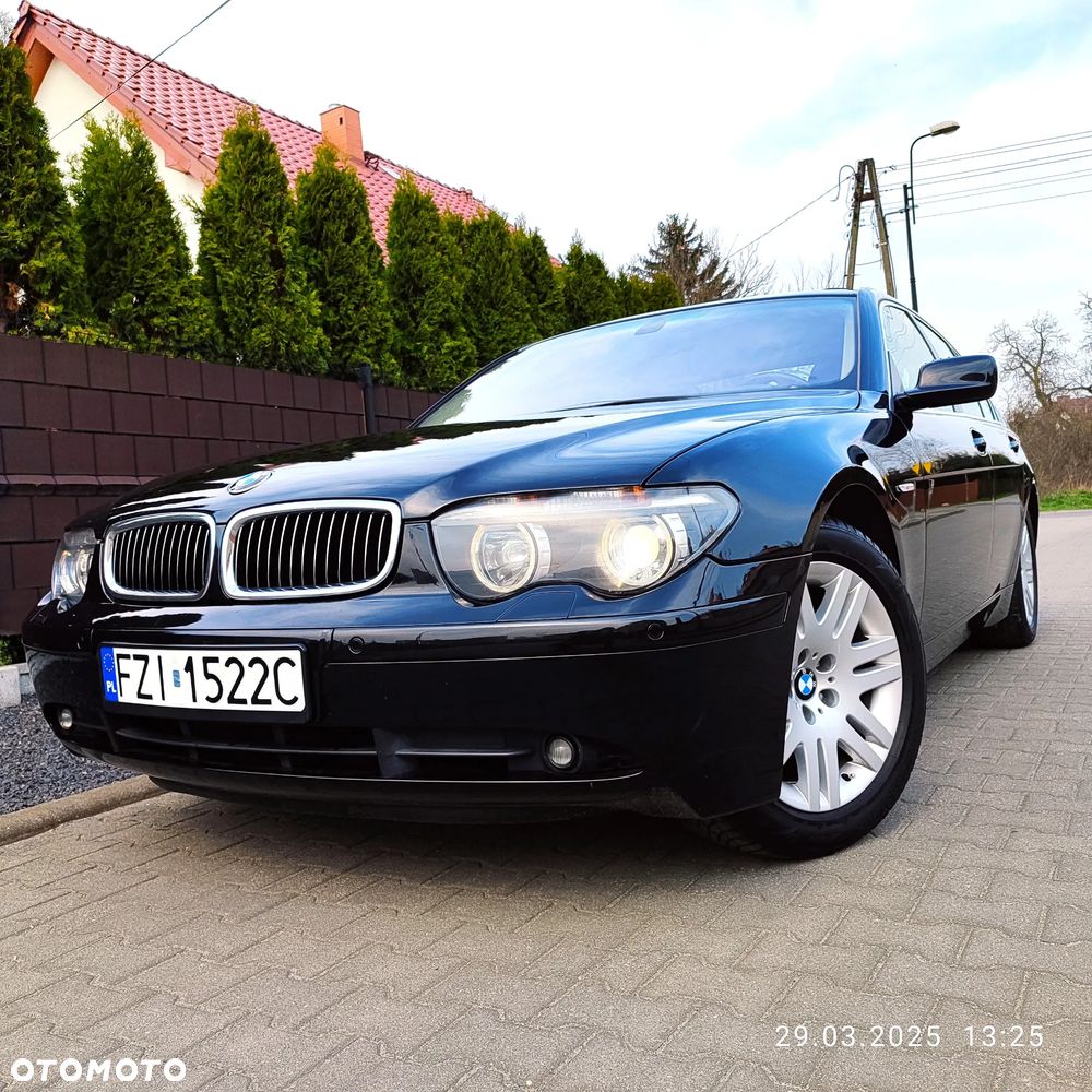 BMW Seria 7 745i - 14