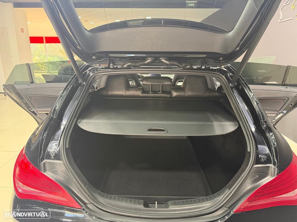Mercedes-Benz CLA 220 d Shooting Brake AMG Line Aut. - 11