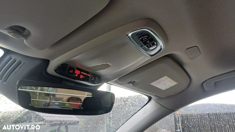 Volvo XC 60 B4 MHEV Inscription - 28