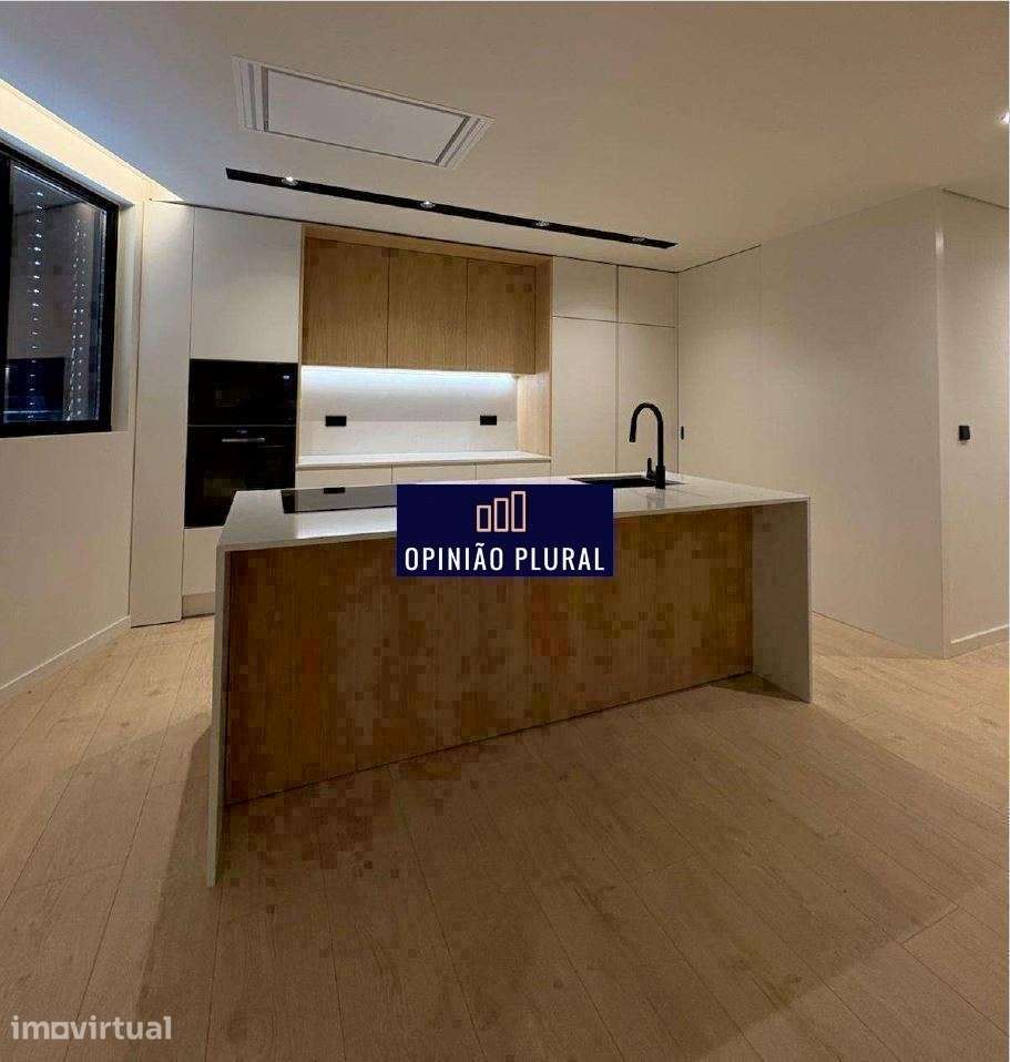 Apartamento T4 Exclusivo com Acabamentos Premium - Grande imagem: 2/25