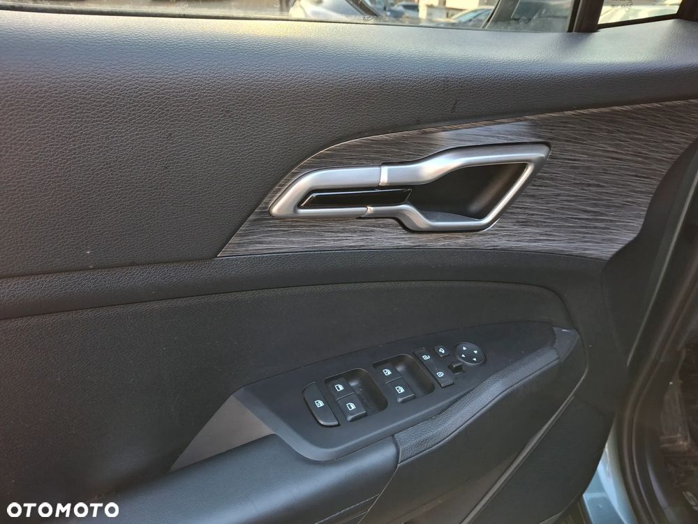 Kia Sportage 1.6 T-GDI L 2WD - 13