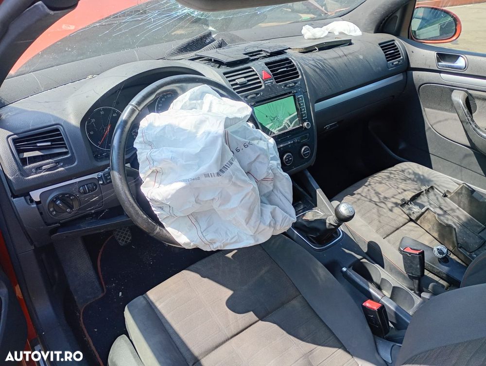 Racitor gaze egr 3210275 1.9 tdi BXE Volkswagen VW Golf 5 [2003 - 200 - 8