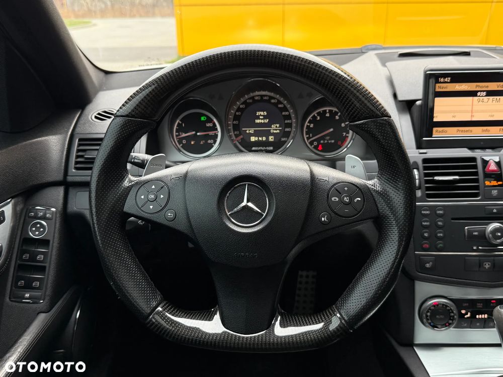 Mercedes-Benz Klasa C 63 AMG 7G-TRONIC - 25