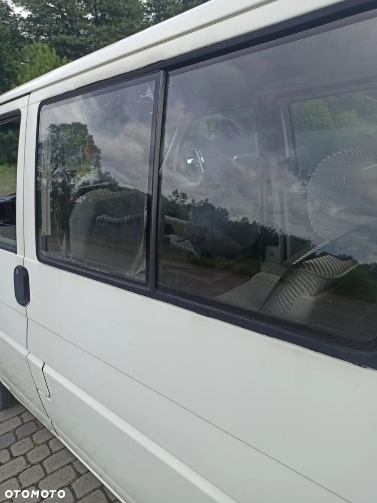 Volkswagen Transporter - 16