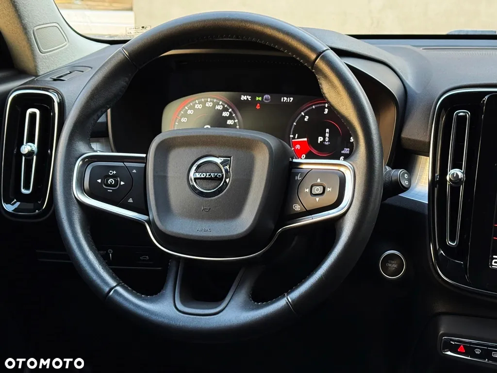 Volvo XC 40 D3 Momentum - 20