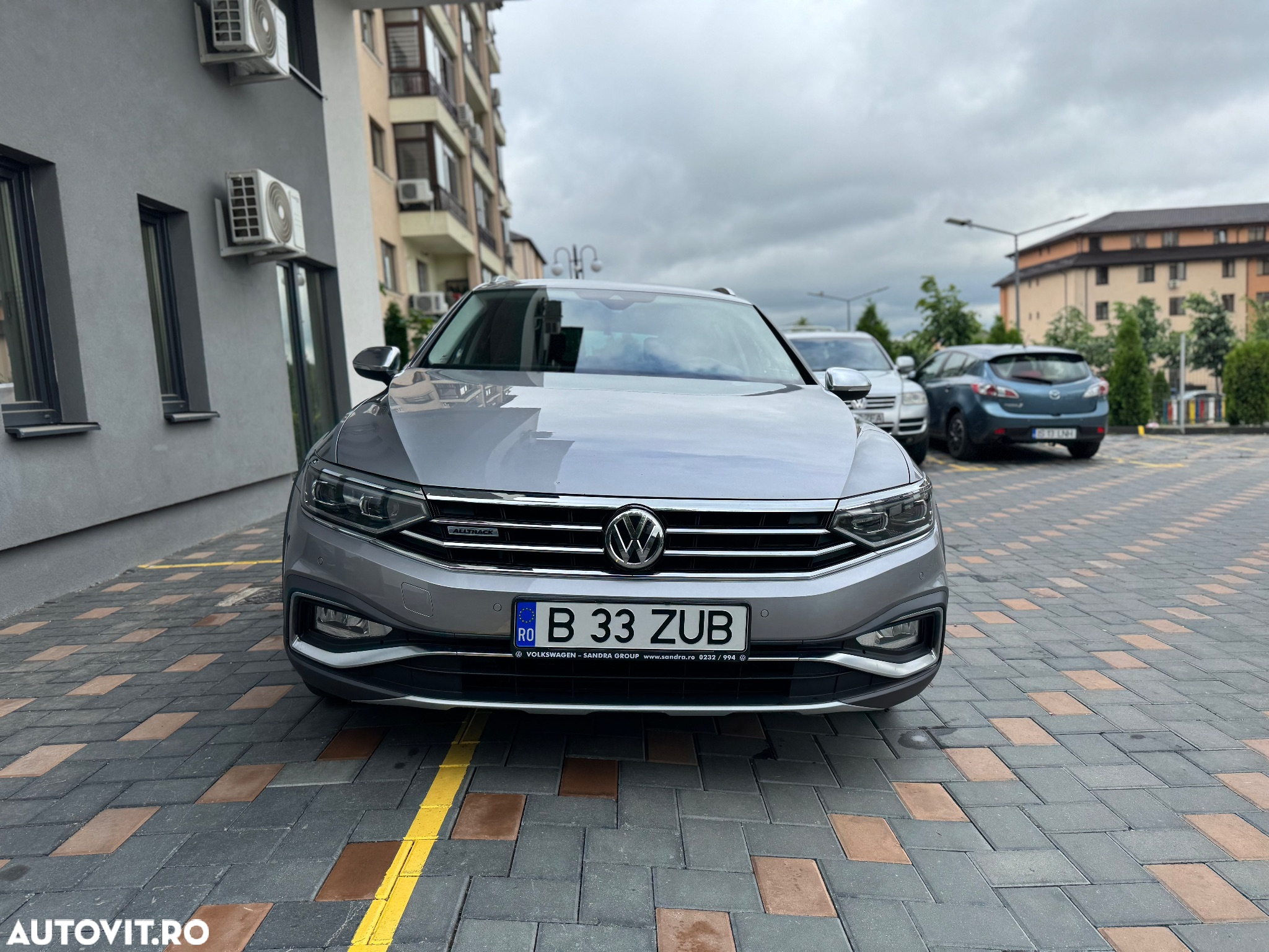 Volkswagen Passat Alltrack 2.0 TDI DSG 4Motion - 2