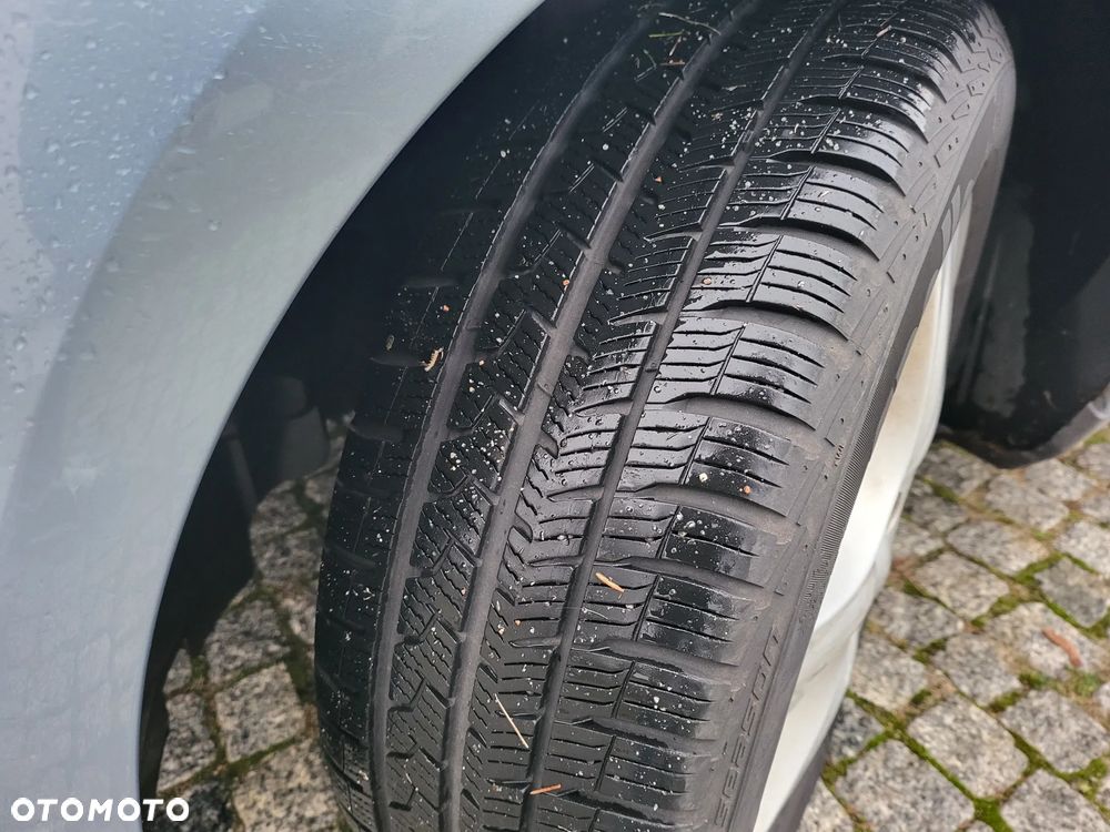 Ford Focus C-Max 1.6 TDCi Ghia - 24