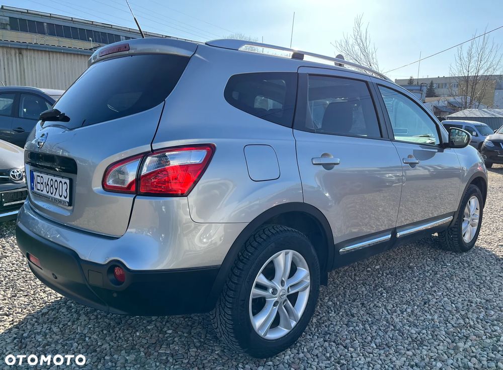 Nissan Qashqai+2 - 5