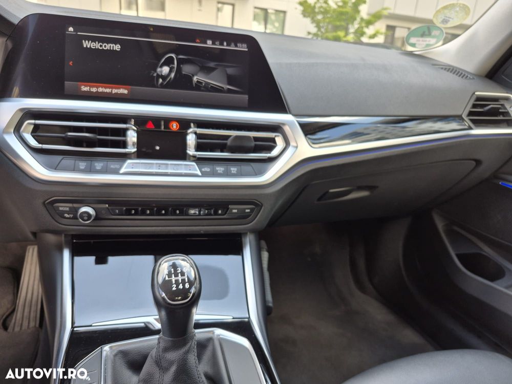 BMW Seria 3 318d Edition M Sport Shadow - 12