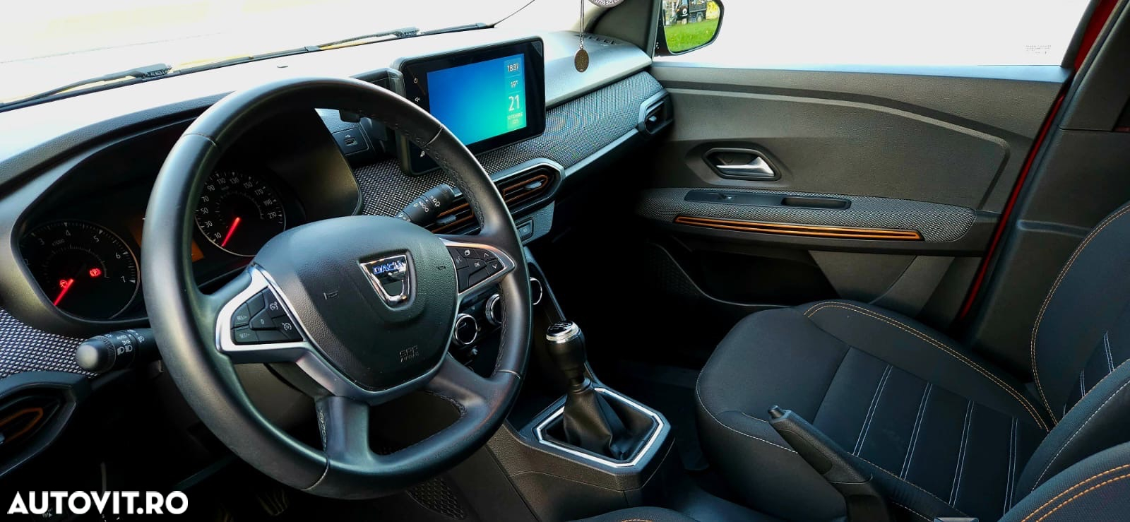 Dacia Sandero Stepway TCe 90 MT6 Comfort - 19