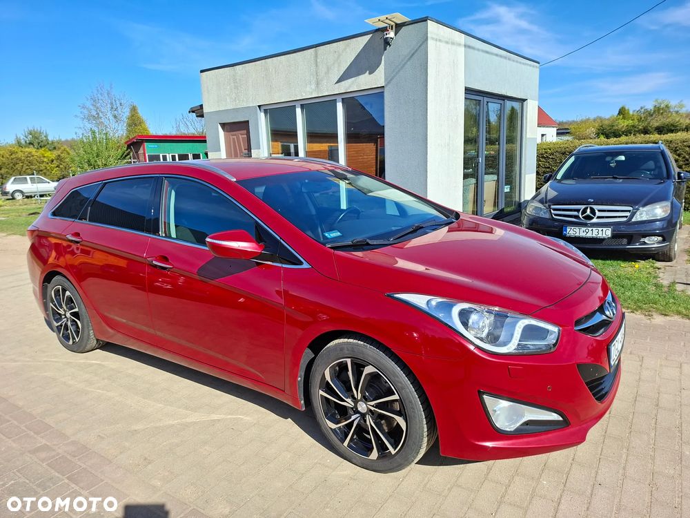 Hyundai i40 i40cw 1.7 CRDi Fifa World Cup Edition - 2