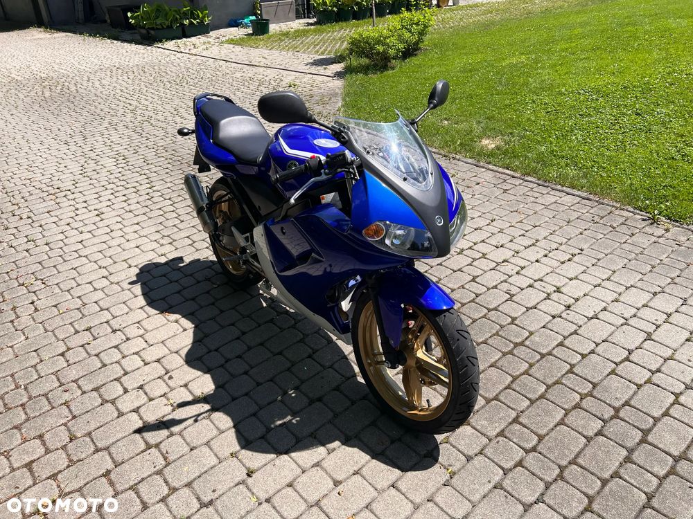 Yamaha TZR - 4