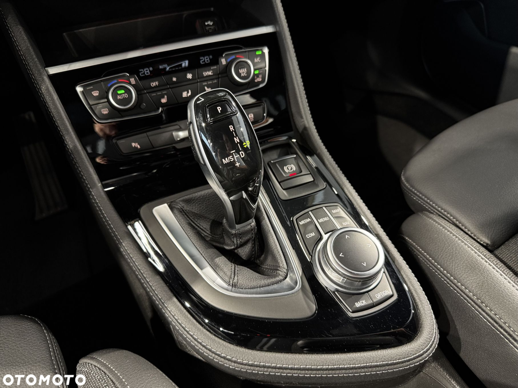 BMW Seria 2 - 27