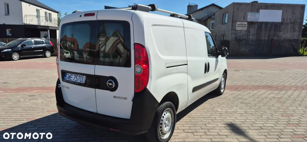 Opel COMBO - 12
