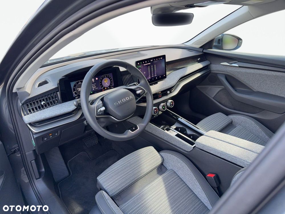 Skoda Superb 1.5 TSI mHEV Selection DSG - 11