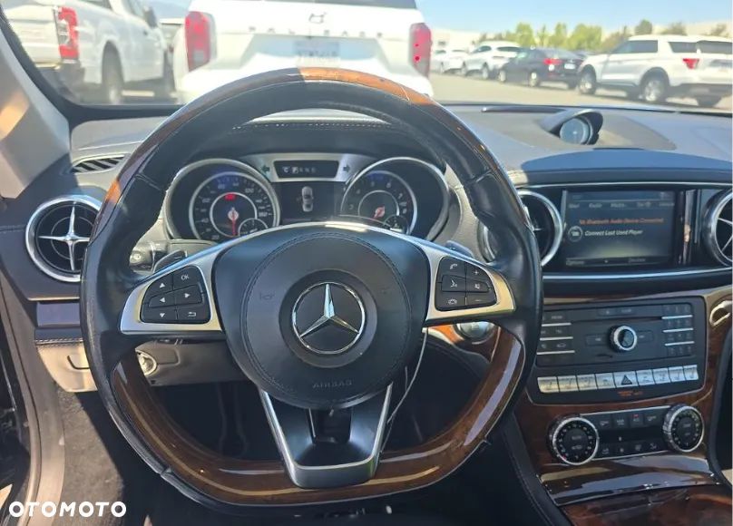 Mercedes-Benz SL - 8