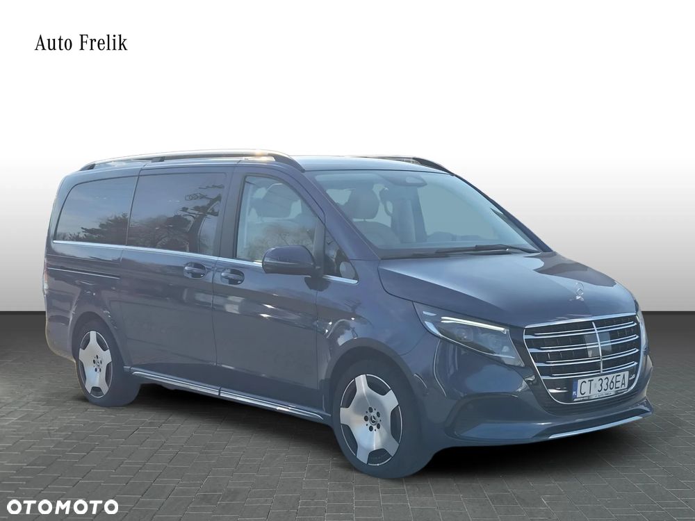 Mercedes-Benz Klasa V - 7
