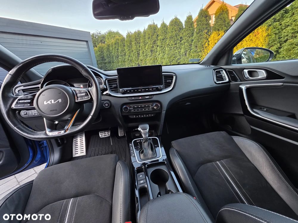 Kia ProCeed - 8