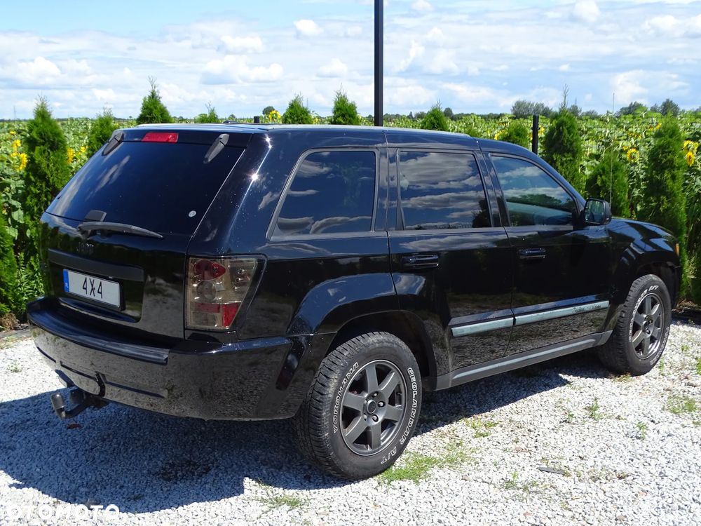 Jeep Grand Cherokee - 4