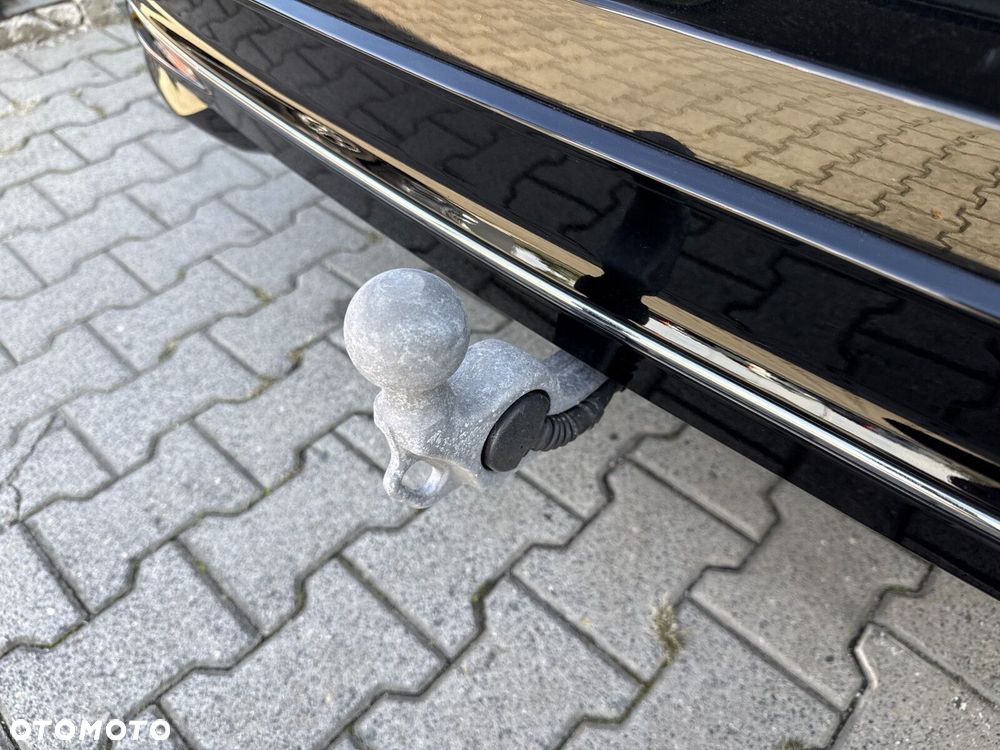Volkswagen Passat Variant 2.0 TDI SCR Elegance DSG - 40