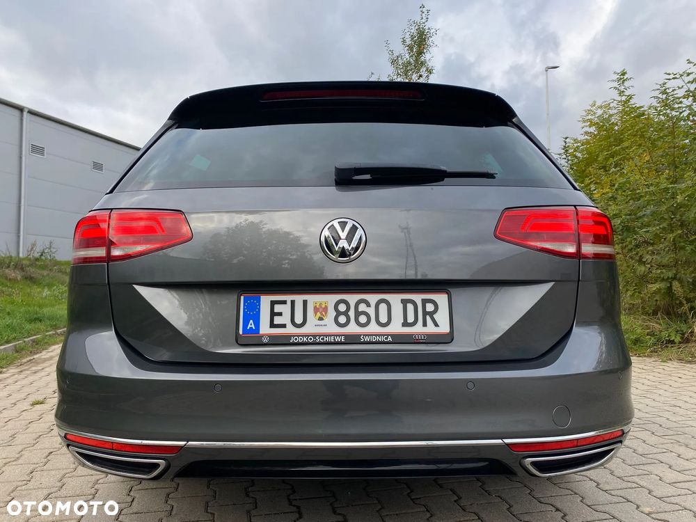 Volkswagen Passat Variant 2.0 TDI SCR DSG Highline - 5