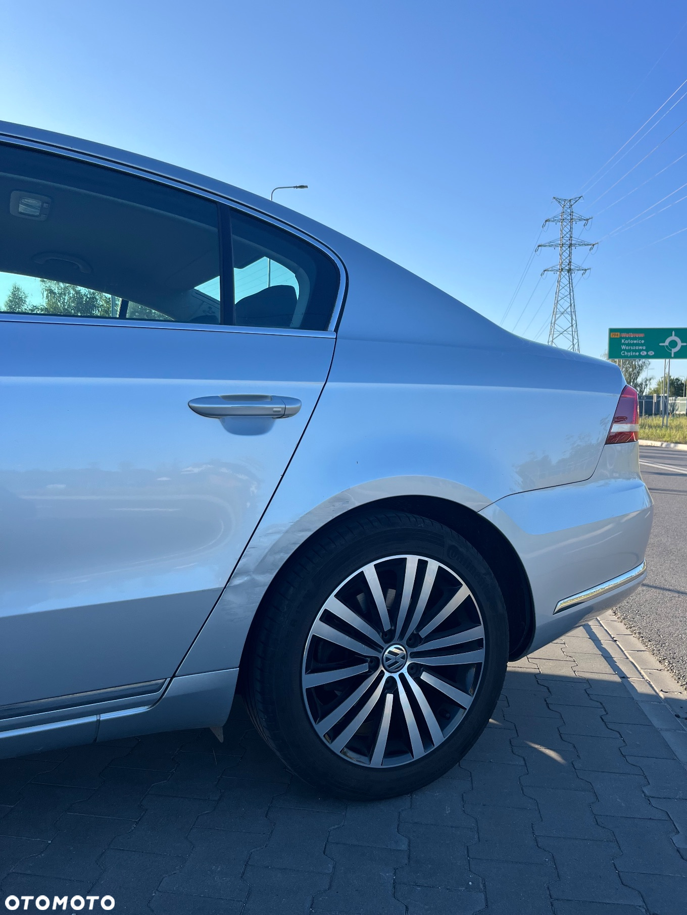 Volkswagen Passat - 16