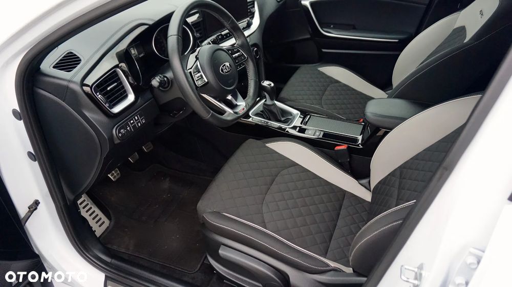 Kia ProCeed 1.0 T-GDI GT Line - 2