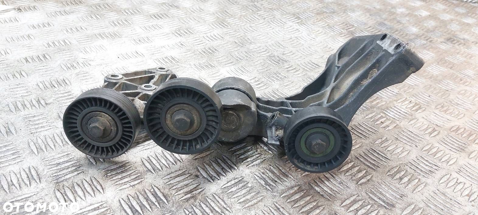 ŁAPA MOCOWANIE ALTERNATORA MERCEDES W168 1.7 CDI AXXX2020240 - 3