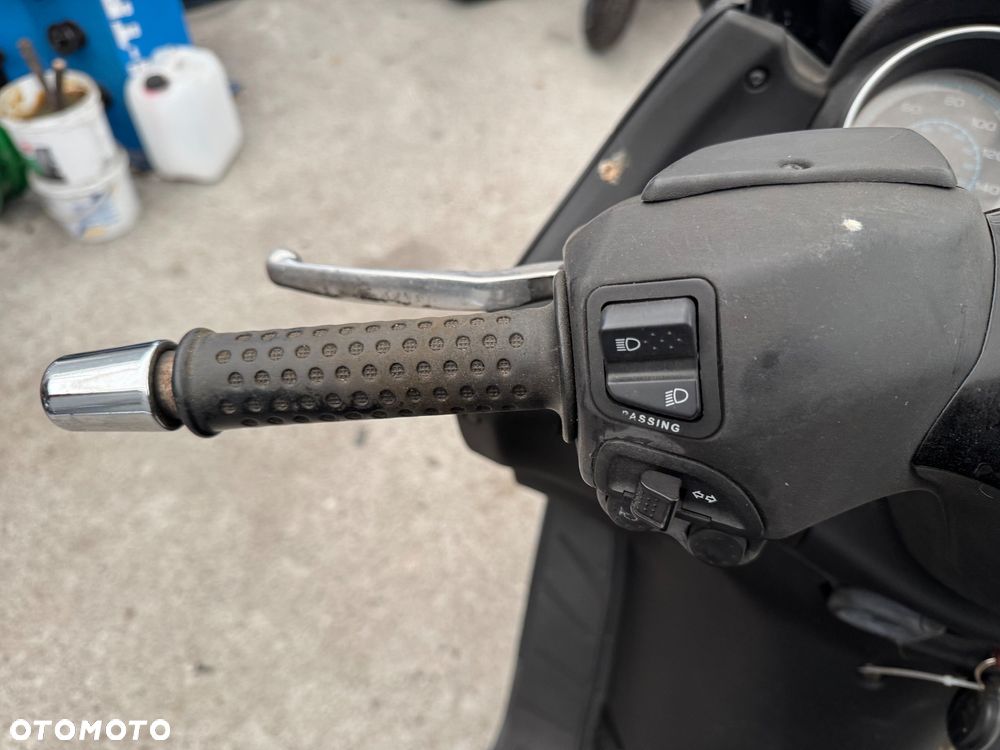 Piaggio Xevo - 11