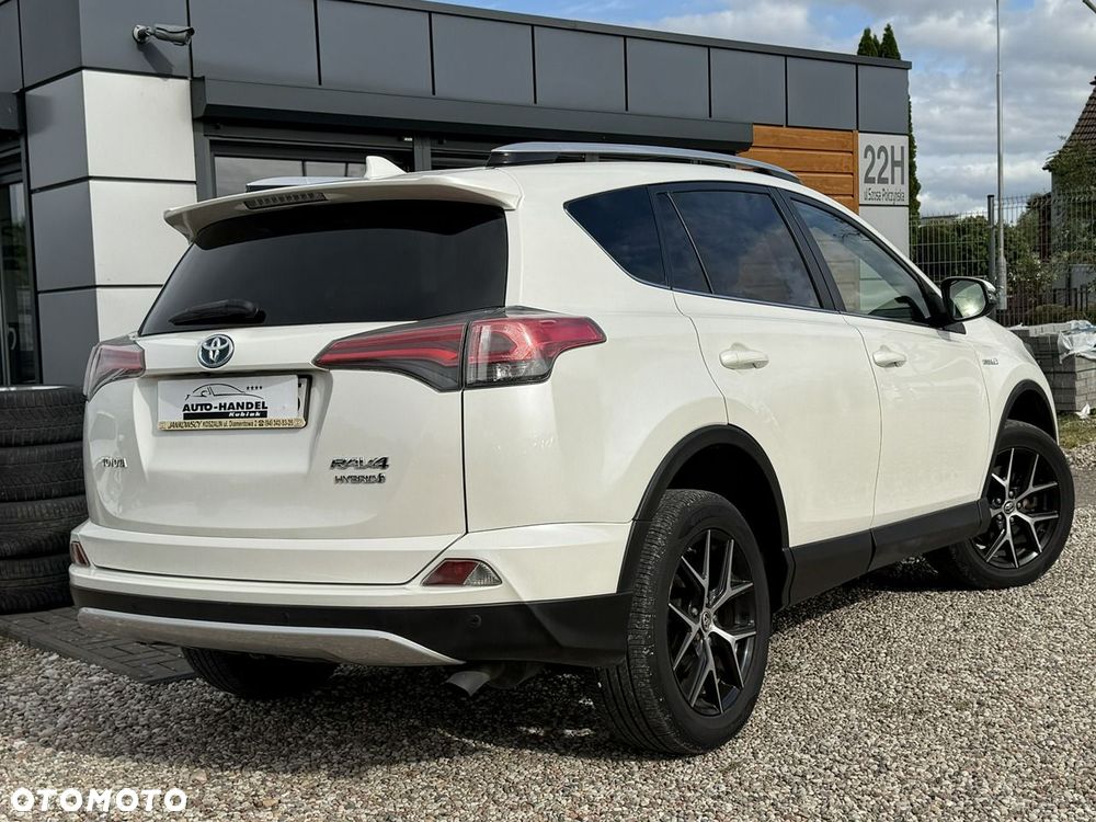 Toyota RAV4 - 6