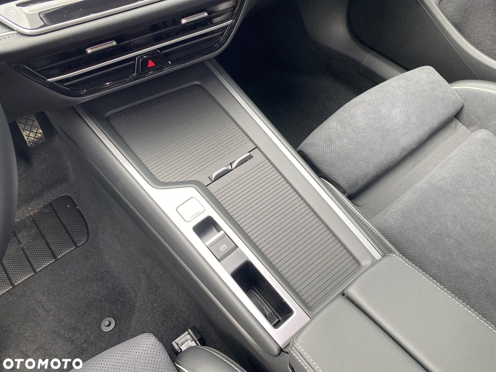 Volkswagen Passat - 11