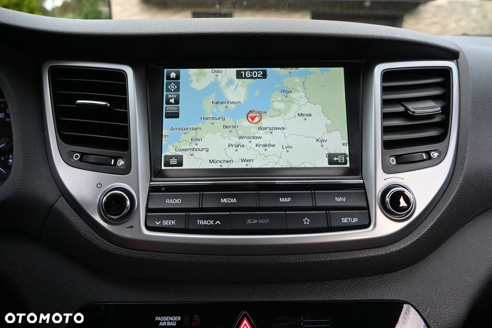 Hyundai Tucson 1.7 CRDI BlueDrive Comfort 2WD - 16