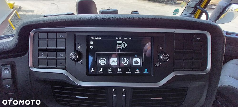 Iveco S-WAY - 17
