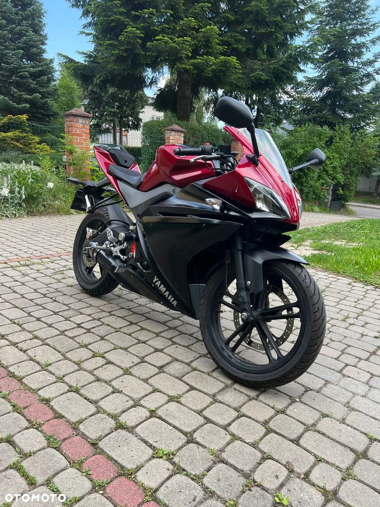 Yamaha YZF - 1