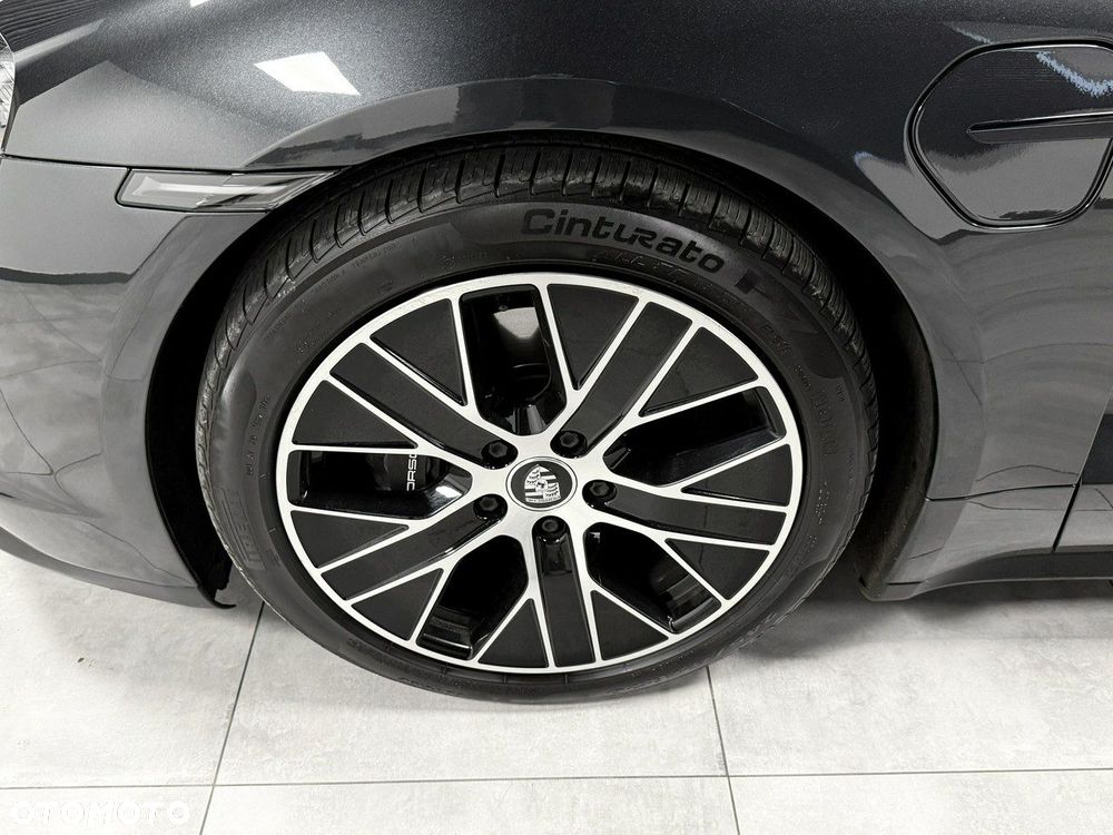 Porsche Taycan Sport Turismo Performance Plus - 9