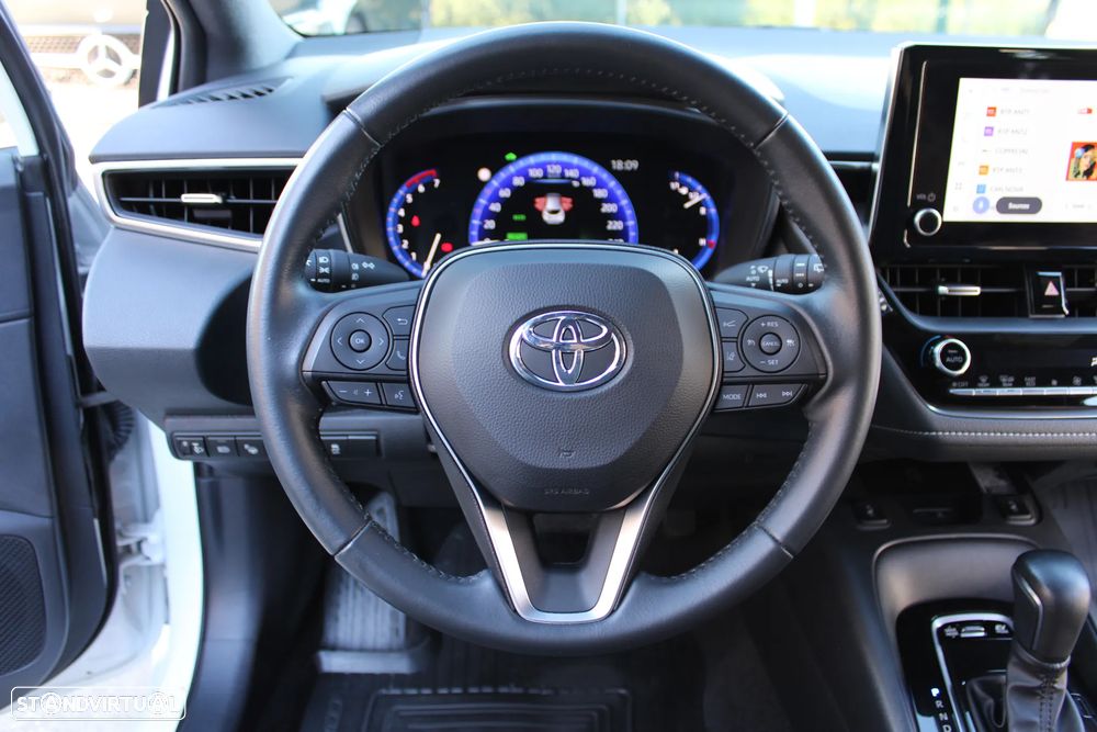 Toyota Corolla 1.8 Hybrid Exclusive - 20