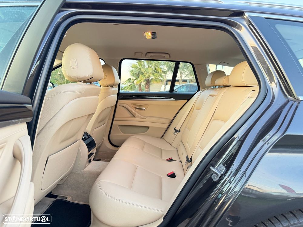 BMW 520 d Auto - 29