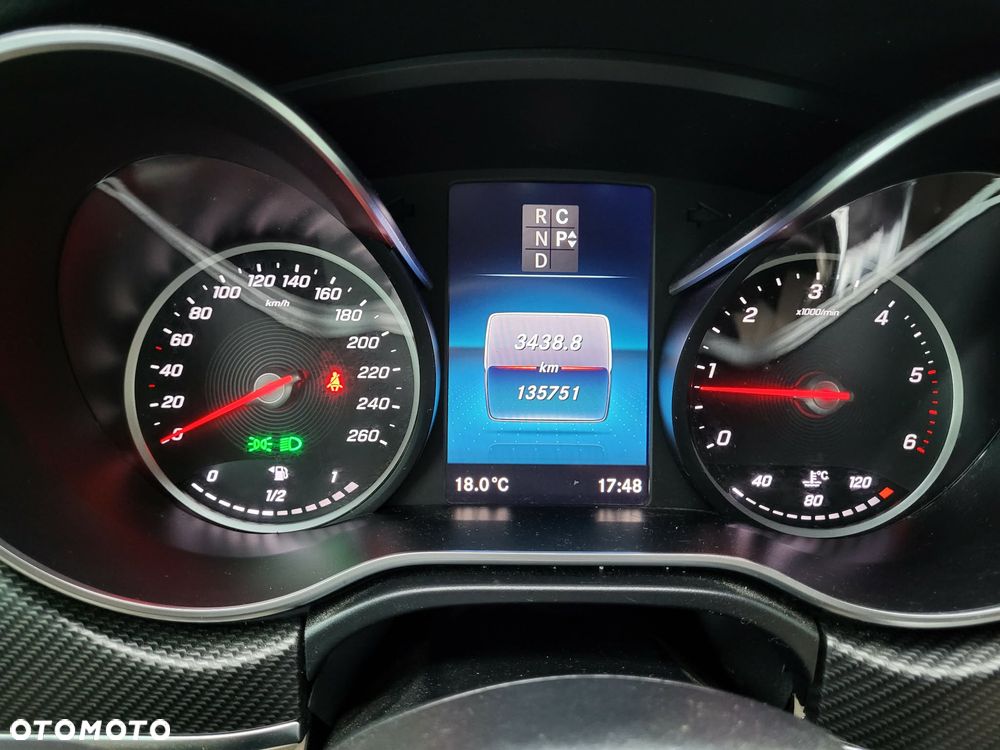 Mercedes-Benz Klasa V 300 d 4-Matic Avantgarde 9G-Tronic (długi) - 16