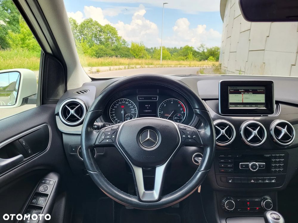 Mercedes-Benz Klasa B 180 CDI - 12