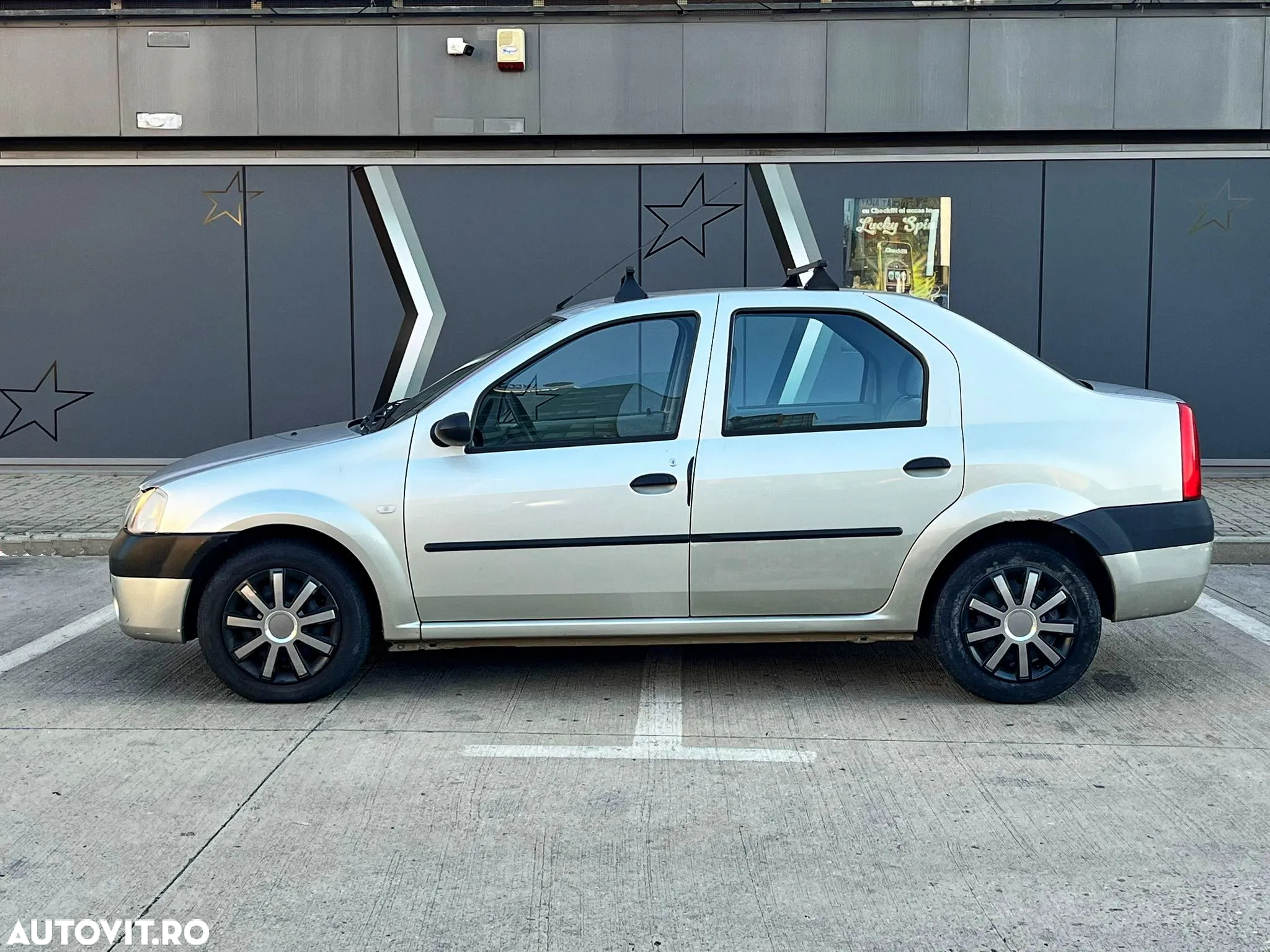 Dacia Logan 1.6 MPI Laureate - 11