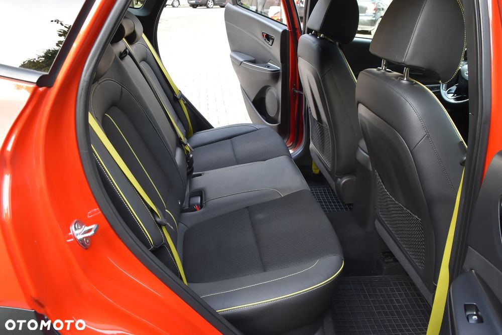 Hyundai Kona 1.6 T-GDI DCT 4WD Premium - 16