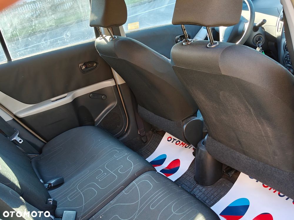 Toyota Yaris 1.0 Luna - 17