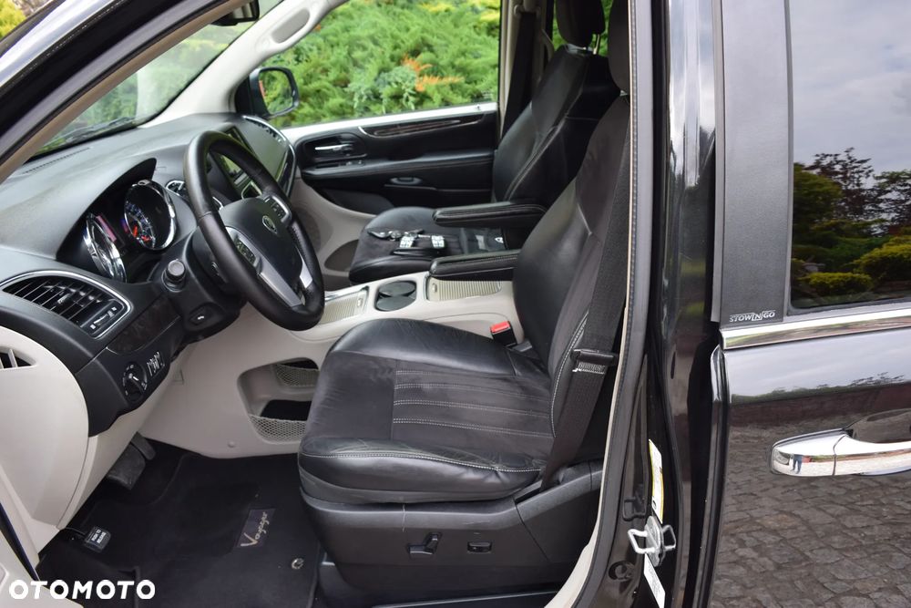Lancia Voyager 2.8 Multijet 16v Platinum - 18