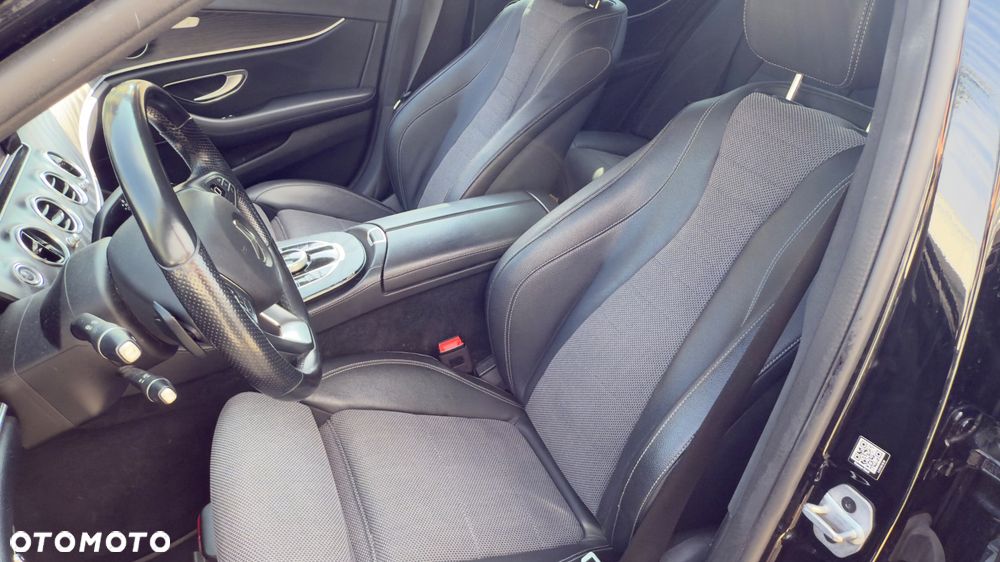 Mercedes-Benz Klasa E 200 4-Matic 9G-TRONIC - 13