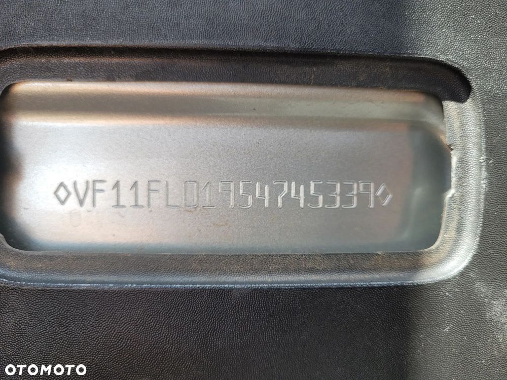 Renault Trafic - 12