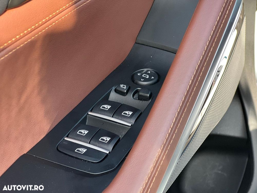 BMW X6 xDrive40i AT MHEV - 13