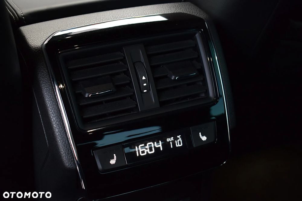 Skoda Superb 2.0 TSI 4x4 Sportline DSG - 26